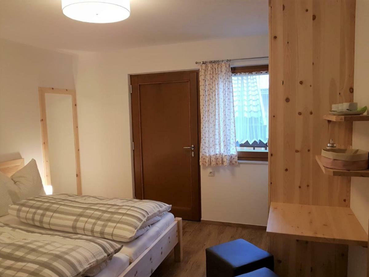 Appartamento Schweinsteghof Urlaub Auf Dem Bauernhof Sarentino Esterno foto